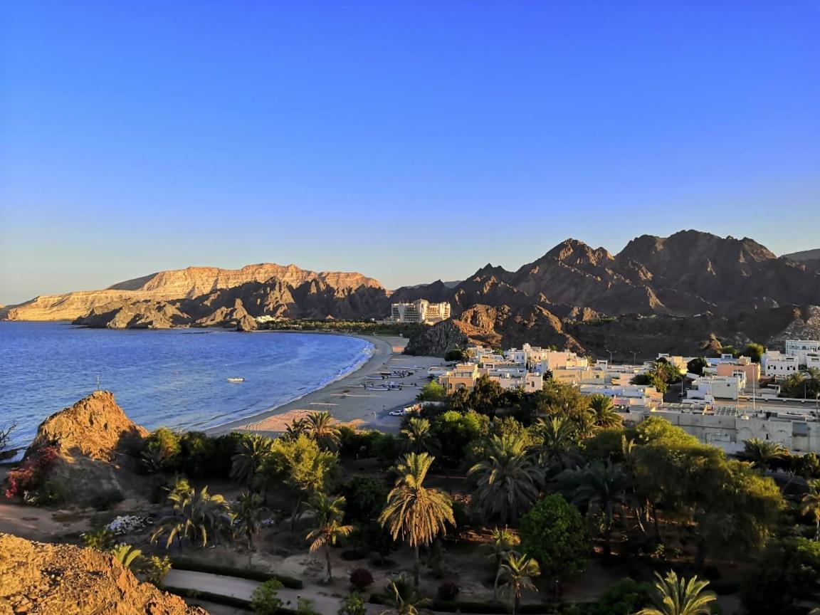 The Blue Gate Villa Muscat Luaran gambar